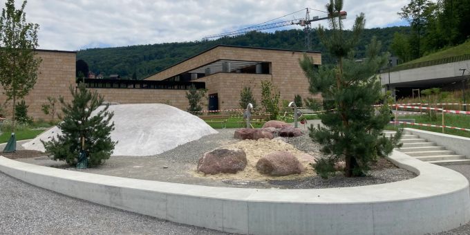 Der Spielplatz im Mättelipark. Spielplatz