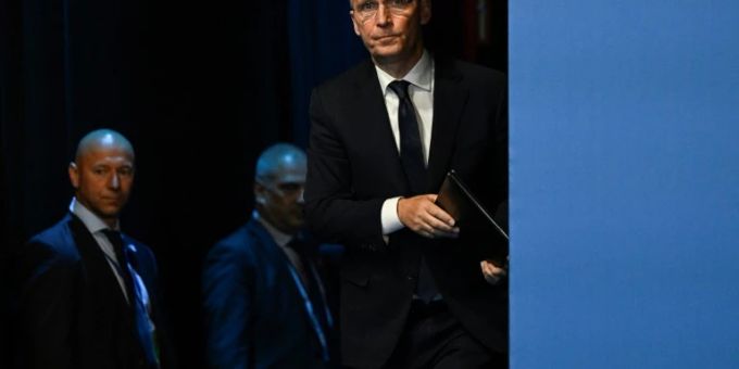 Stoltenberg beim Nato-Gipfel Stoltenberg beim Nato-Gipfel