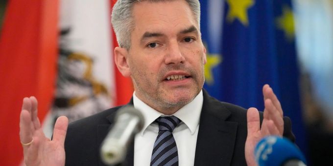 Karl Nehammer, Bundeskanzler von Österreich. Karl Nehammer, Bundeskanzler von Österreich.