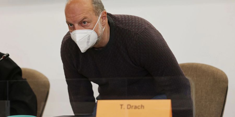 Thomas Drach muss sich wegen mehrerer Überfälle auf Geldtransporter vor dem Landgericht Köln verantworten.