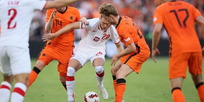Niederlande gegen Polen