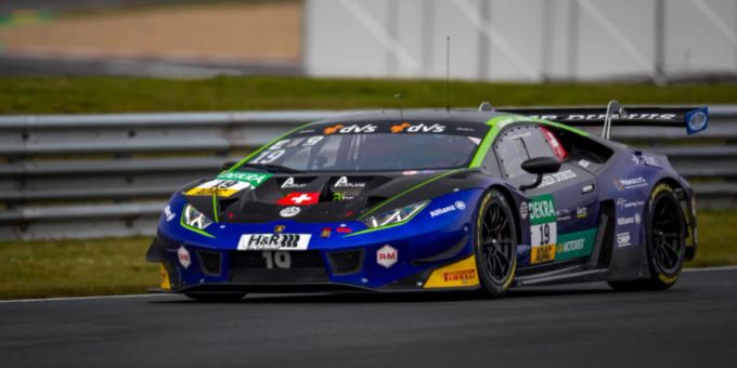 Franck Perera sichert sich dank einer frühen, schnellen Bestzeit die Pole-Position für Lamborghini. adac gt masters