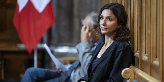 Gabriela Suter erklärt auf X (vormals Twitter), wieso die Hamas in der Schweiz nicht als Terrororganisation eingestuft ist. Hamas Schweiz