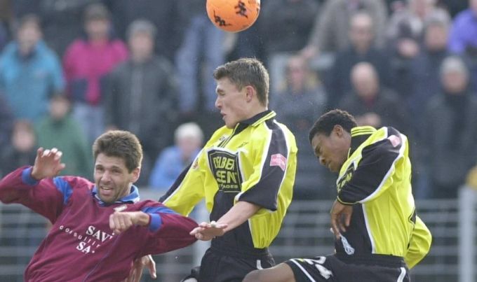 Vincent Cavin im Dress der AC Bellinzona (links). Vincent Cavin