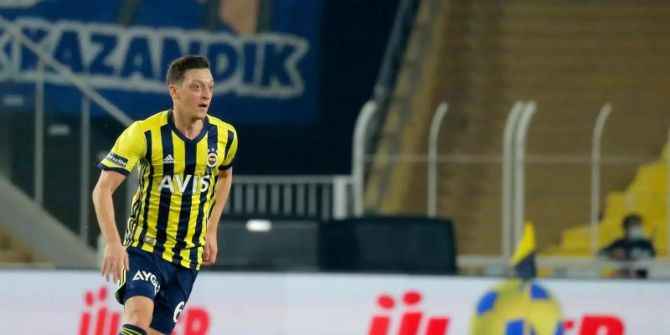 Mesut özil Fenerbahçe istanbul