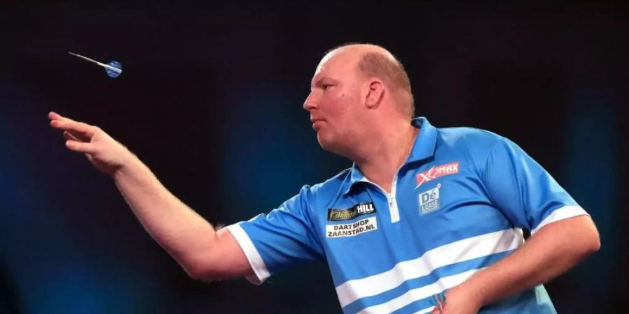 Vincent Van Der Voort spielt in der zweiten Runde gegen Ron Meulenkamp. Foto: Mike Egerton/PA Wire/dpa