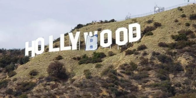 hollyboob