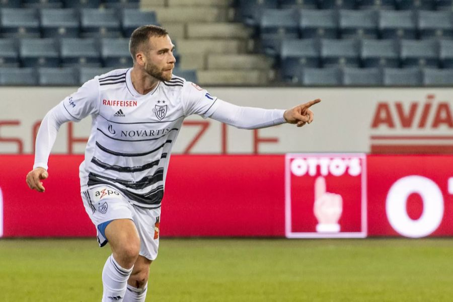 Pajtim Kasami ballert den FC Basel zur 2:0-Führung.