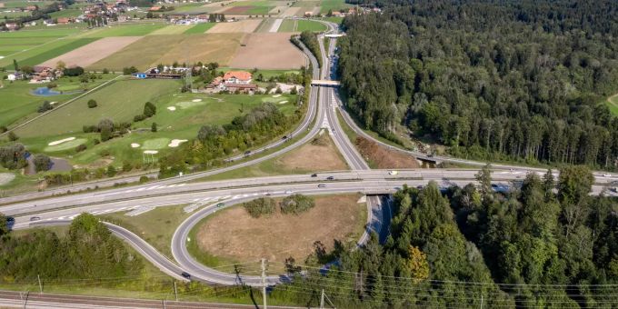 Der Zubringer Kiesen auf der A6. Zubringer Kiesen