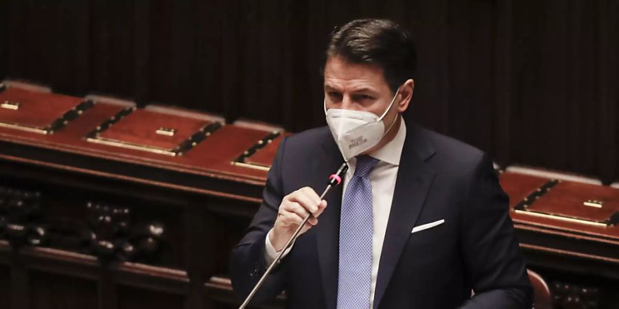 Giuseppe Conte, Ministerpräsident von Italien, spricht im Parlament. Foto: Alessandra Tarantino/AP/dpa