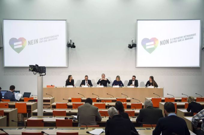 Vertreter der Grünen, FDP, SP, GLP und der Organisationen Pro Aequalitate und Operation Libero setzen sich für ein Nein zur CVP-Ehe-Initiative ein. Initiativen Die Mitte cvp