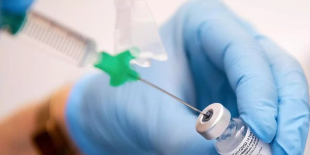 [PDF] Der tag als das ufo pony in unseren garten krachte