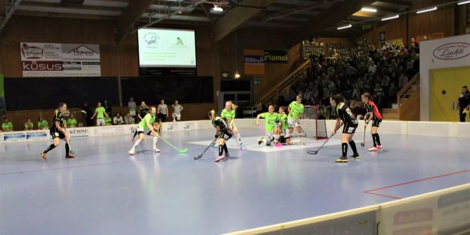 Mit einem knappen 6:5 für die Emmentalerinnen endet das Spiel gegen Laupen.