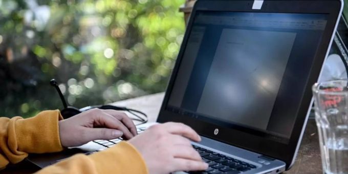 Ist man im Home Office wirklich produktiver? Die Meinungen dazu gehen auseinander. Foto: Britta Pedersen/dpa-Zentralbild/dpa Ist man im Home Office wirklich produktiver? Die Meinungen dazu gehen auseinander. Foto: Britta Pedersen/dpa-Zentralbild/dpa