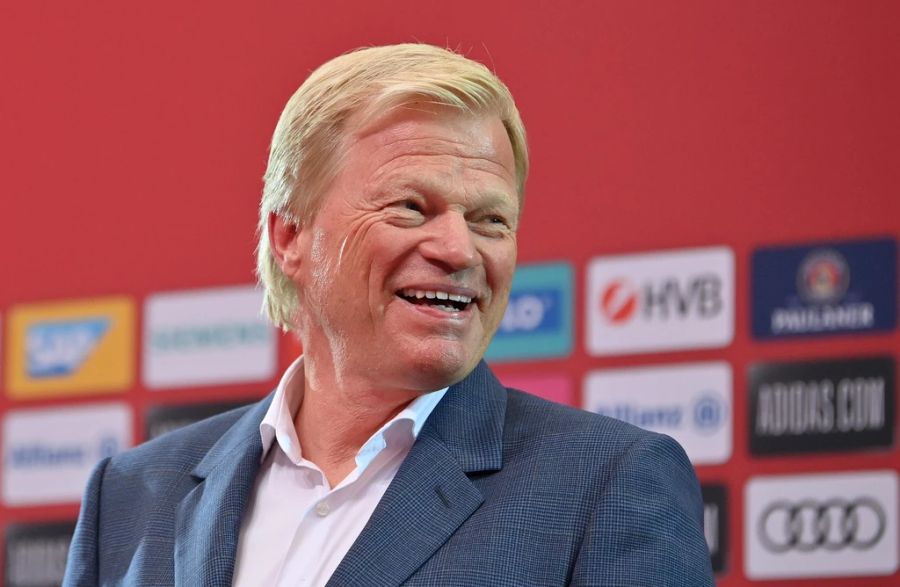 Vom Vorstandsvorsitzenden Oliver Kahn bekommt Yann Sommer Komplimente.