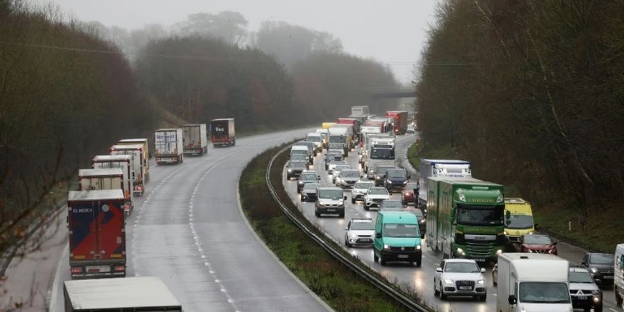 Verkehr auf der Autobahn