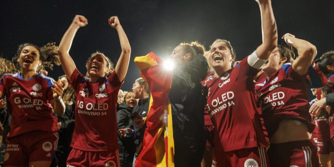 Servette-Spielerinnen jubeln nach dem Sieg gegen Zürich und der Qualifikation für den Cupfinal. (KEYSTONE/Salvatore Di Nolfi) Cupfinal Servette St. Gallen