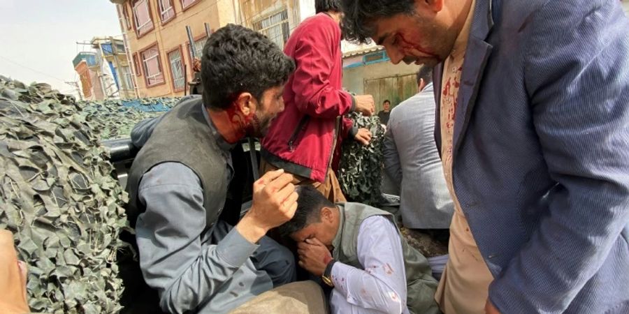 Verletzte nach dem Anschlag in Masar-i-Scharif