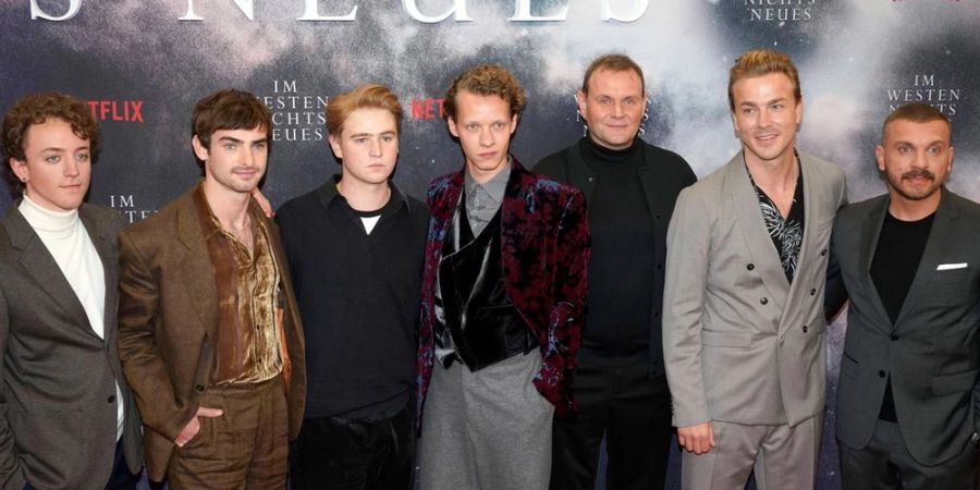 Der Cast bei der Premiere des Kinofilms «Im Westen nichts Neues» im September 2022 in Berlin.