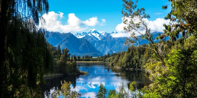 Die Natur bietet wunderbare Fotomotive. Bergsee