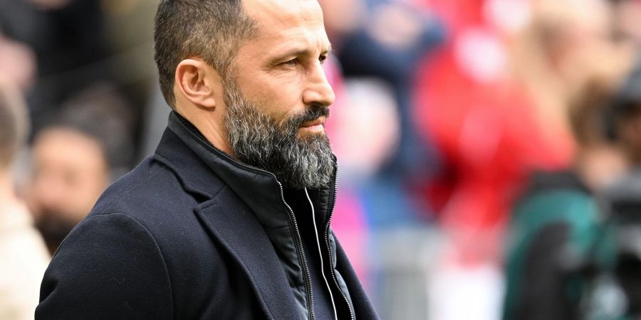 FC-Bayern-Sportvorstand Hasan Salihamidzic widerspricht Nagelsmann-Berater Struth.