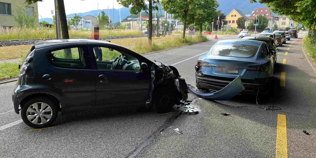 Auffahrkollision In Solothurn SO: Unfallverursacherin Im Spital