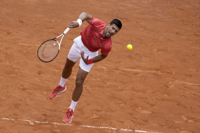 Novak Djokovic im Einsatz in Rom. Novak Djokovic Tennis