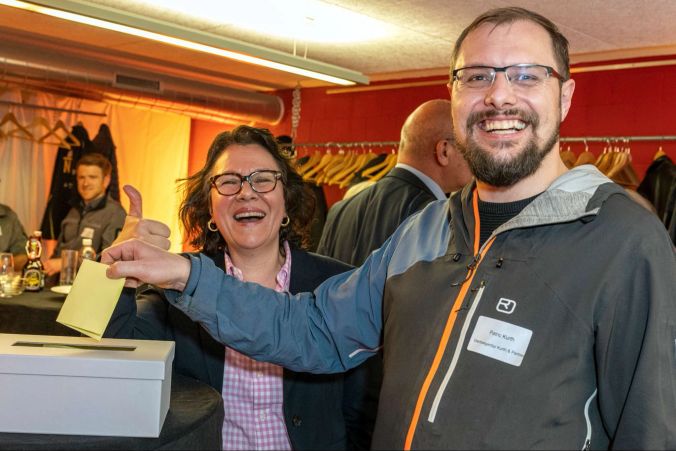 Patrick Kurth (Werbeagentur Kurt &Partner) mit seinen Wunsch an das Parlament Köniz.