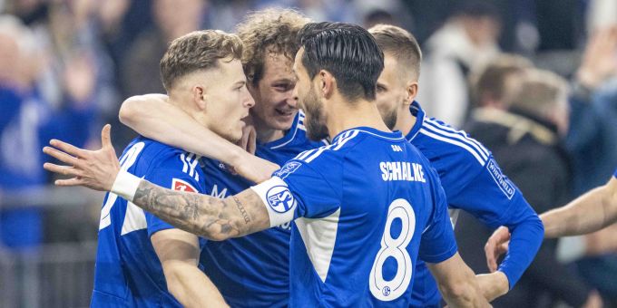 5:2-Heimsieg - Schalke gibt Schlussplatz an Hertha ab