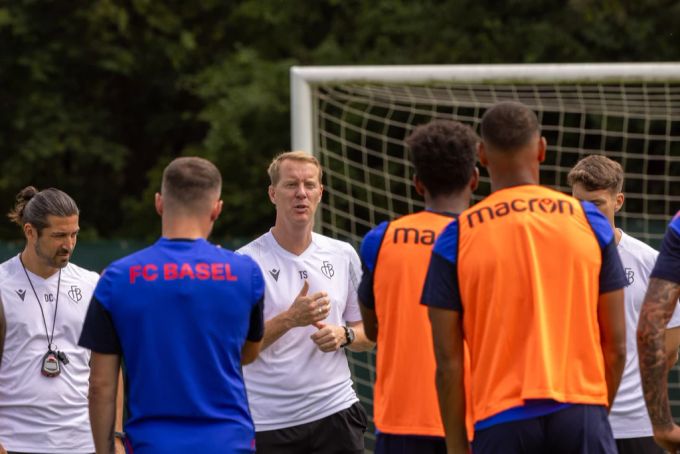 Neo-Trainer Timo Schultz in einem seiner ersten Trainings beim FC Basel. FC Basel