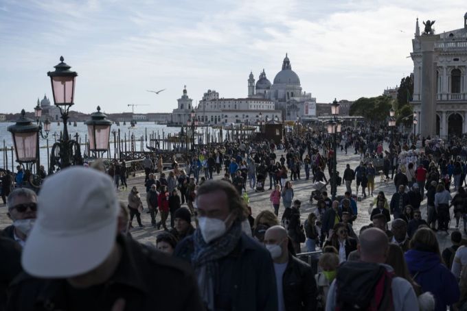 Ferien in Venedig können schnell zum Albtraum werden: Die Stadt hat mit grossen Touristen-Massen zu kämpfen. Venedig Tourismous