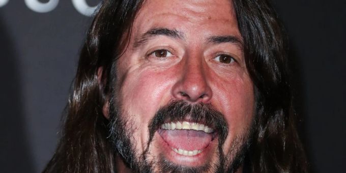 Dave Grohl hat Probleme mit seinem Gehör. Dave Grohl