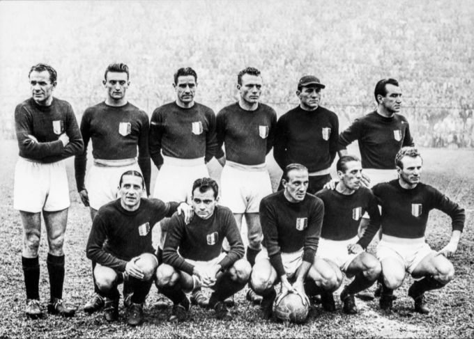Die Mannschaft von AC Torino, aufgenommen 1949. Serie A