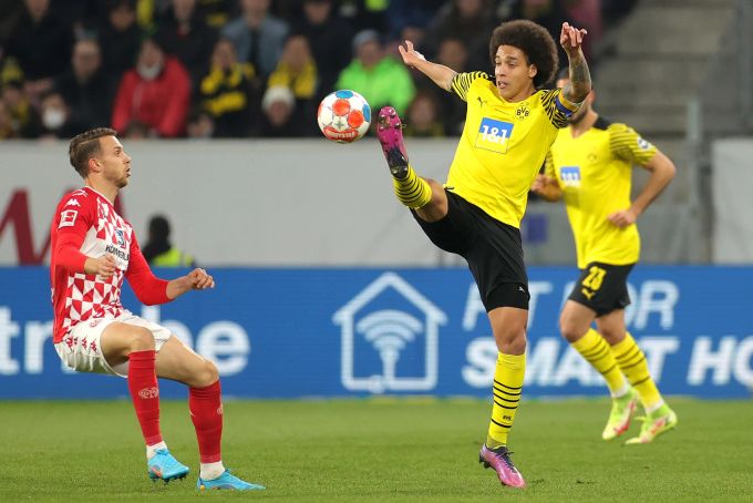 Axel Witsel vom BVB beim Spiel gegen Mainz. BVB Mainz Witsel