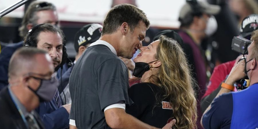 Tom Brady und Gisele Bündchen nach dem Superbowl LV vor einem Jahr.