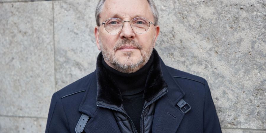 Kult-Komiker Olli Dittrich hat wegen des Ukraine-Krieges darüber nachgedacht, seine bevorstehende Tour abzubrechen.