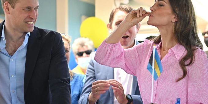 Eine mutige Kate testet «Muschelpistole» auf den Bahamas. Eine mutige Kate testet «Muschelpistole» auf den Bahamas.