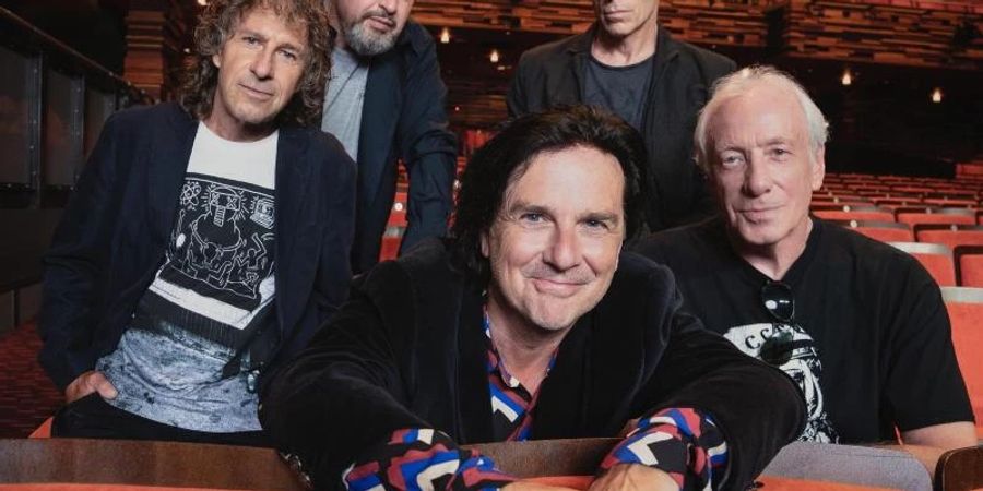 Die Band Marillion mit Sänger Steve Hogarth (m.). Foto: Anne-Marie Forker Photography/networking Media/dpa