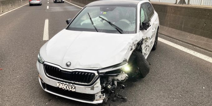 Verkehrsunfall auf der Autobahn A3 in Mühlehorn Verkehrsunfall auf der Autobahn A3 in Mühlehorn