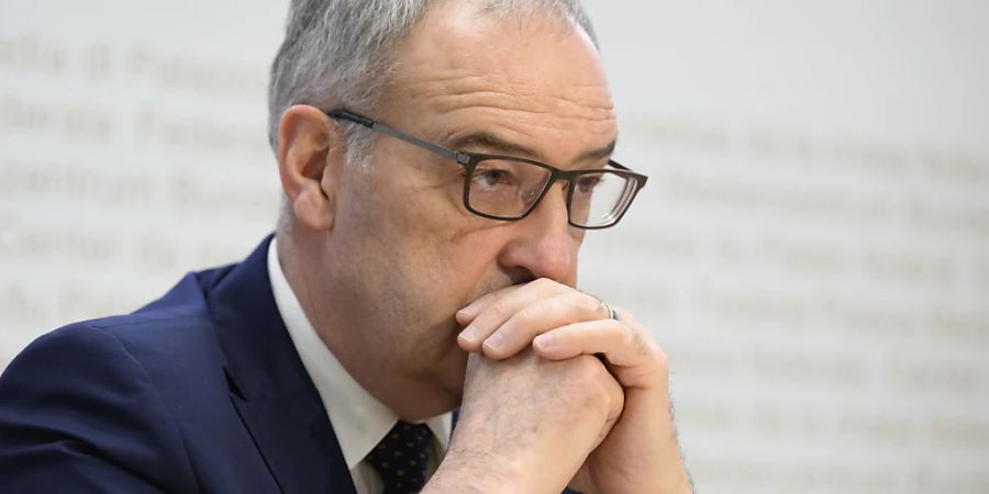 Bundesrat Guy Parmelin an einer Medienkonferenz in Bern zum Ukraine-Krieg. (Archivbild)