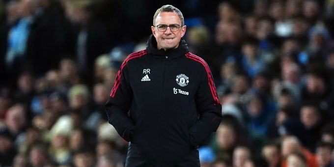 Ralf Rangnick steht derzeit bei Manchester United an der Seitenlinie. Manchester United