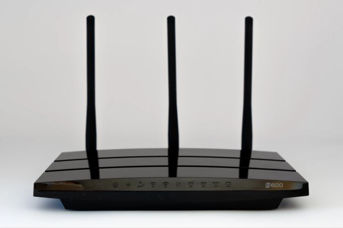 Ein Router produziert Hochfrequenzstrahlung für ein kabelloses Netzwerk (WLAN). WLAN
