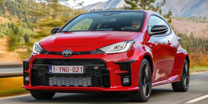 Ein echtes Sammlerstück: Der Toyota GR Yaris in Karminarot ist als Sondermodell auf 300 Stück limitiert. Toyota GR Yaris
