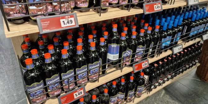 Glühwein im Lidl Bern Bahnhof