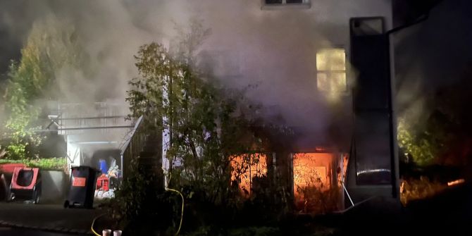 Brand in Wohnhaus