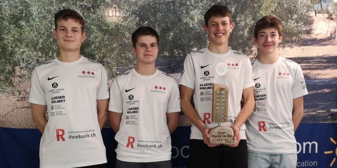 Badener Curling Junioren gewinnen am 20. November 2023 das achte Pozzo de Sol Turnier in Aarau.