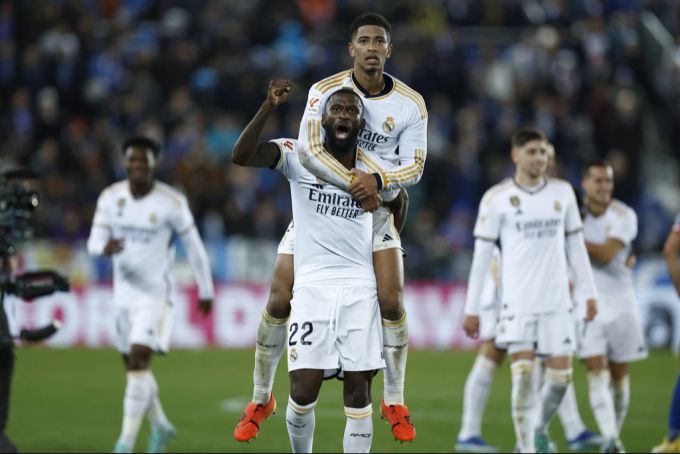 Real Madrid kann sich auch künftig auf die Dienste von Carlo Ancelotti verlassen. Real Madrid