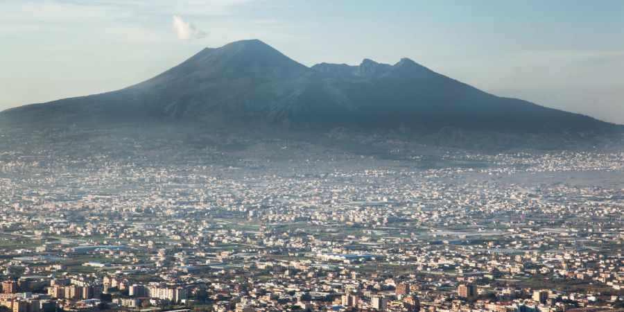 blick über napoli vesuv