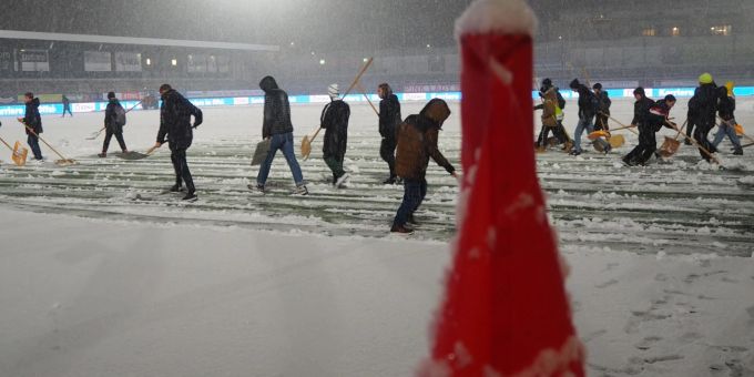 Das Spiel des FC Wil gegen den FC Schaffhausen fällt dem starken Schneefall zum Opfer. FC Wil FC Schaffhausen