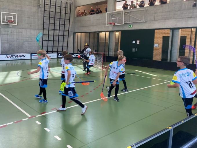 6:1-Sieg für die E Junioren im Spiel gegen Waltenschwil. UHC Lenzburg